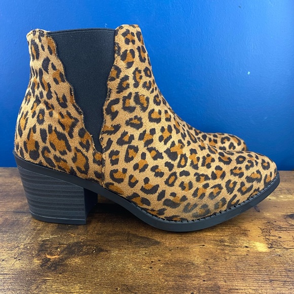 GC Fashion For Women Chunky Heels - Picture 2 of 4
